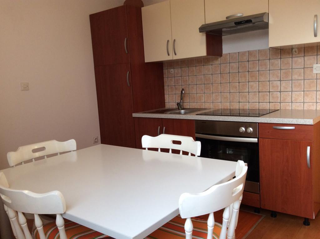 Apartments Krt Mirko Izola Ruang foto